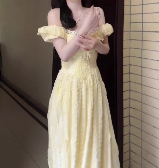 Gentle style yellow one-shoulder dress, beautiful waist temperament long dress R0815