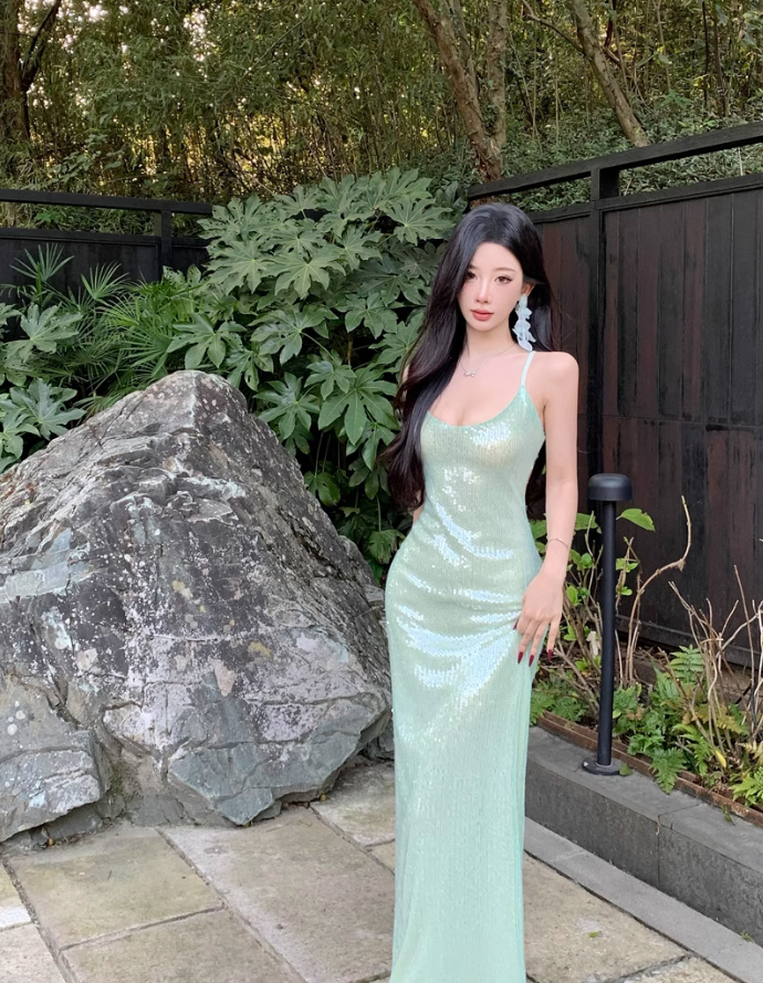 Seaside holiday style sexy backless suspender dress royal sister socialite high-end wear sequin dress R0482