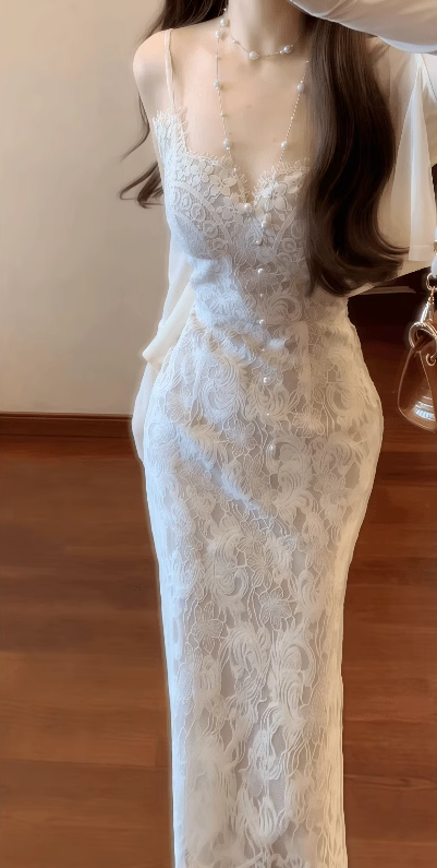 French gentle style white lace suspender dress 2025 new style temperament high-end waist slim hip skirt R0455