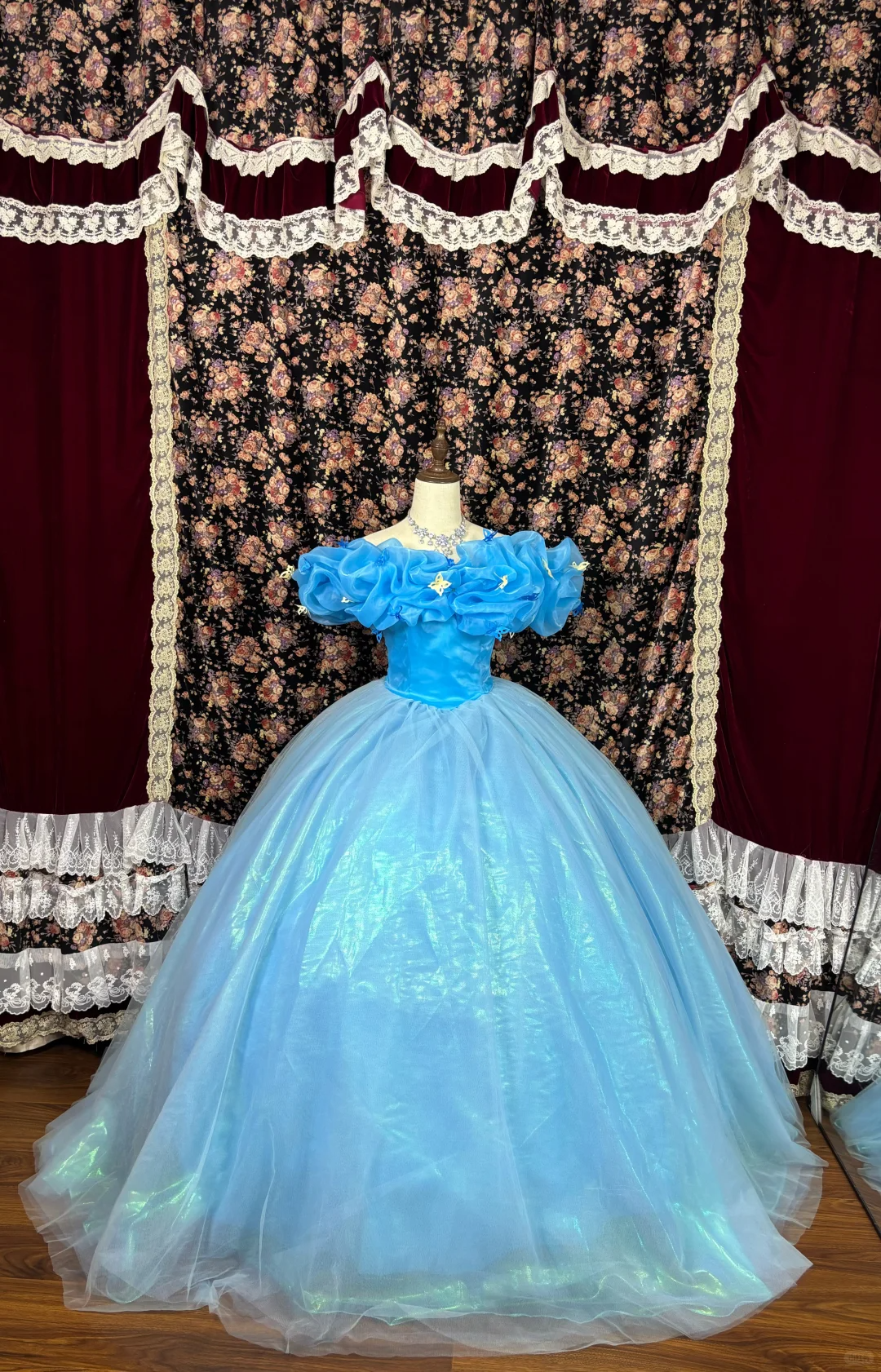 Retro Blue Off-the-shoulder A-Line Tulle Quinceanera Dresses Sweet 18 Birthday Ball Gowns, D1424