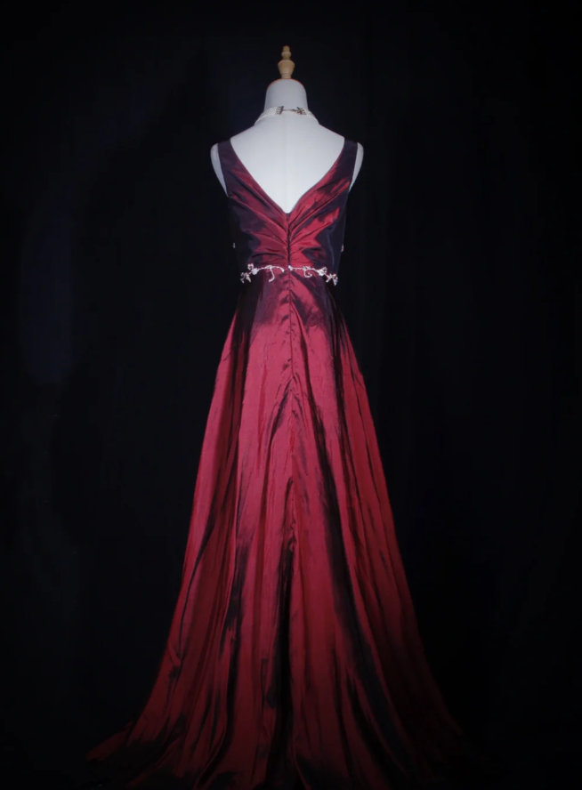 Vintage Burgundy V Neck Satin Embroidery Floral Mermaid Long Wedding Guest Dress Formal Birthday Evening Gown