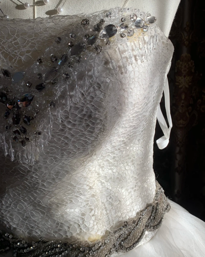 Pretty White Strapless Tulle Beaded Appliques Long Wedding Dress Bridal Dress D1718