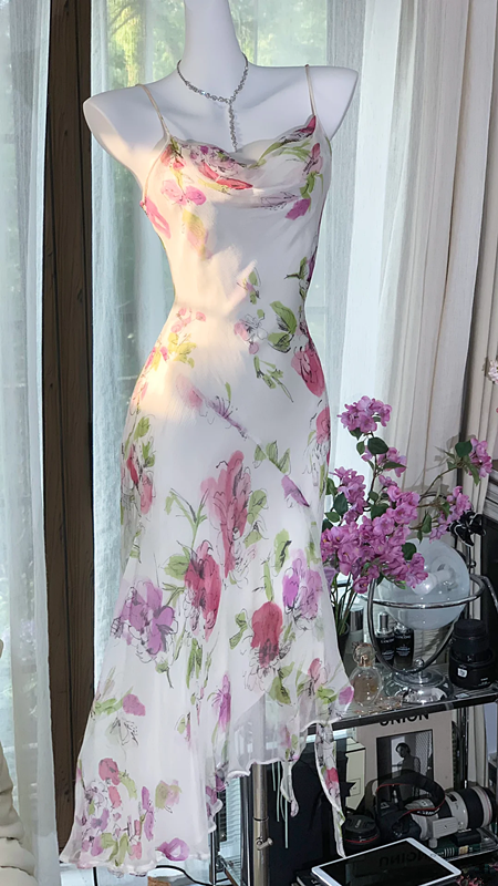 White dress with pink floral print, fitted waist, sexy long ball gown R7647