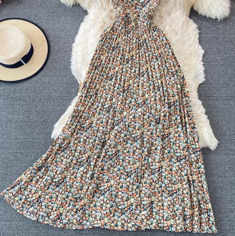 2025 new French floral dress sweet fairy suspender long skirt holiday knee-length pleated dress R0376