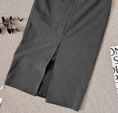 Gray rich girl style beautiful suspender dress female 2025 new summer lace splicing pleated hip skirt R0071