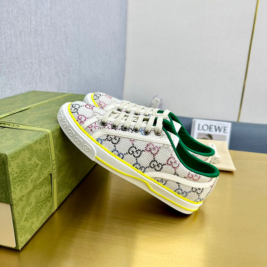 GG TENNIS 1977 TRAINER LIGHT GRAY CANVAS WITH YELLOW TRIM