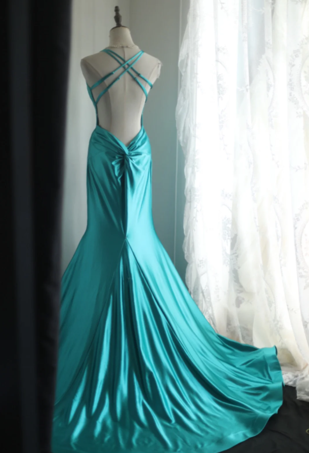 Sexy Green V Neck Satin Mermaid Long Party Dress Backless Wedding Guest Dress D2327