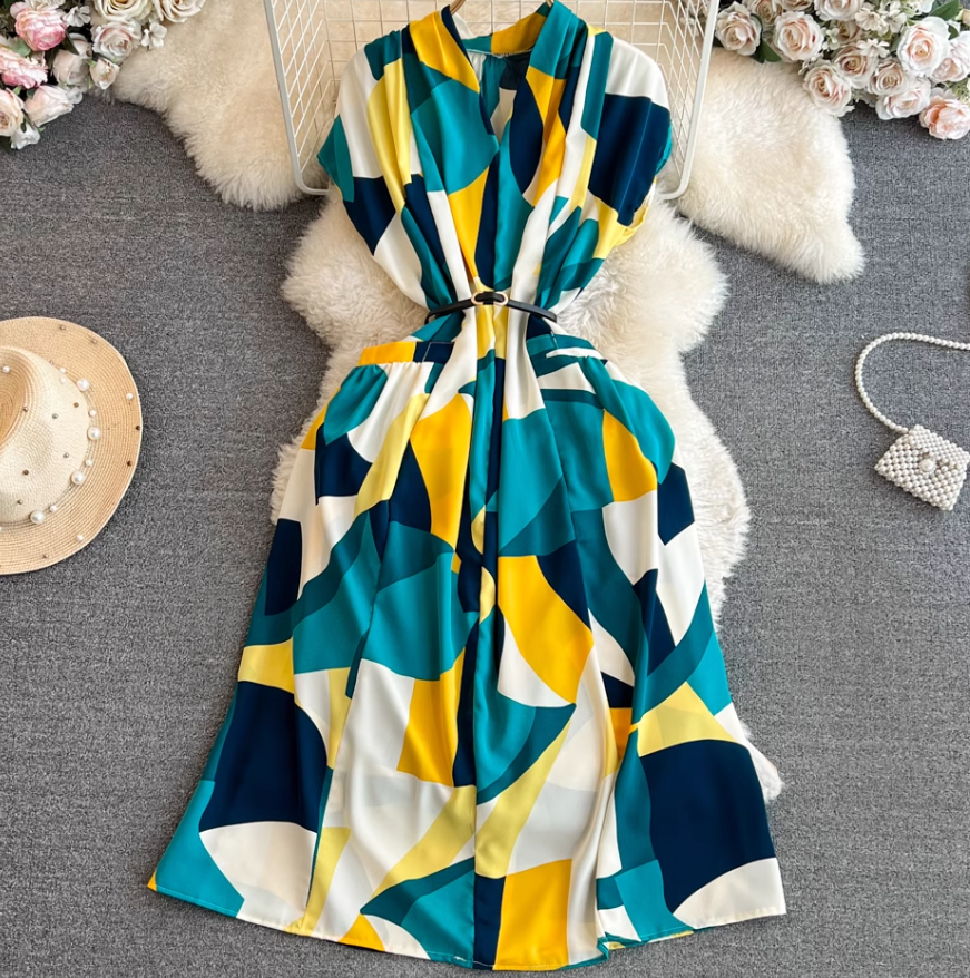 Beach vacation long dress gentle style short sleeves V-neck waist medium length A-line plaid dress R0358