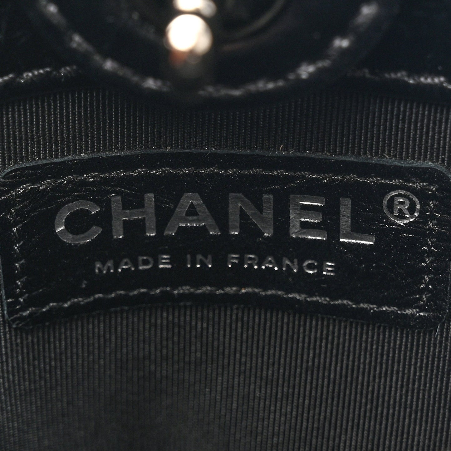 Crumpled Calfskin Quilted Chain Drawstring Bucket Bag Black