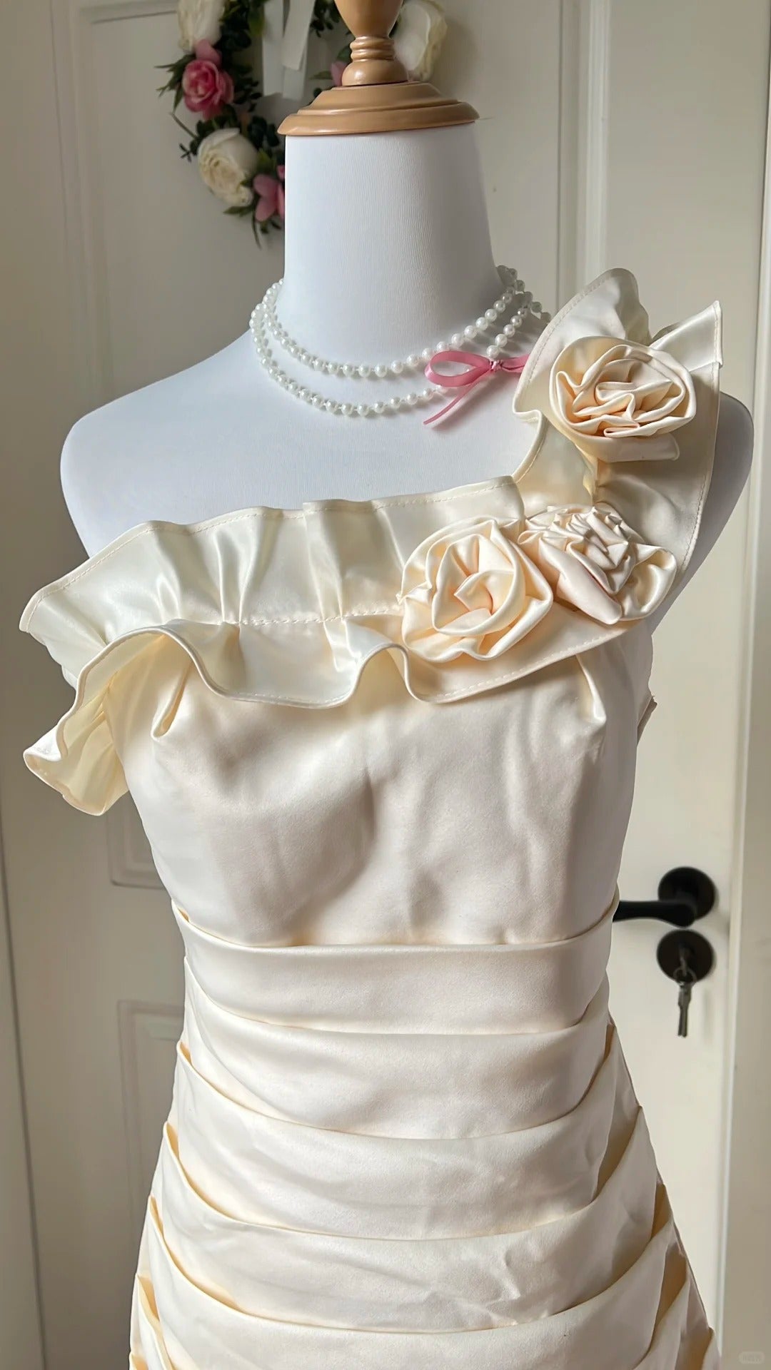 Elegant Homecoming Dress One Shoulder Shirred Flower Back to School Outfits Party Dress  D6450