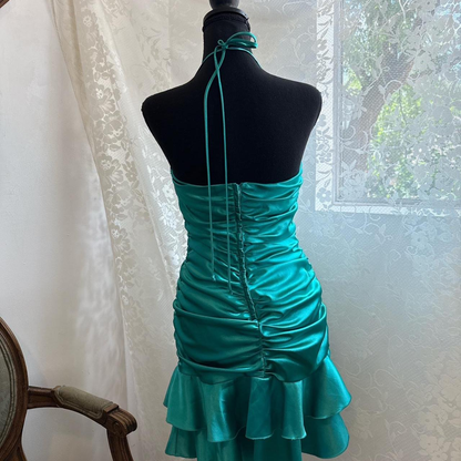 Classy Halter V Neck Green Satin Pleated Ruffles Birthday Outfits Formal Graduation Homecoming Dress S939
