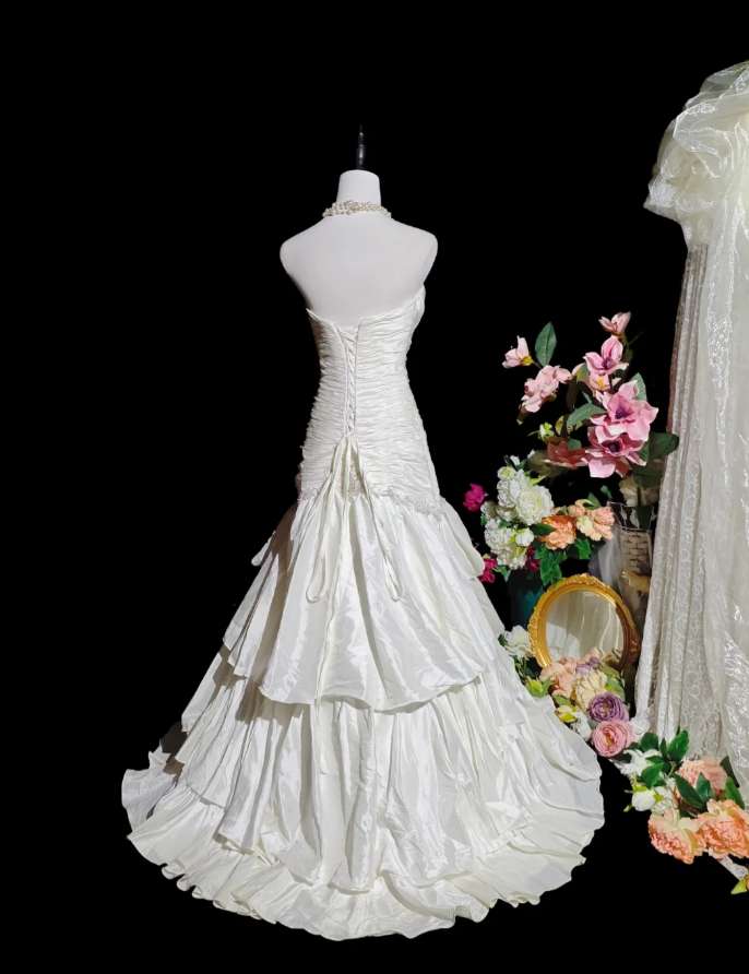 Elegant Strapless White Satin Beaded Pleated Layered Mermaid Long Prom Dress Birthday Party Dress D2370