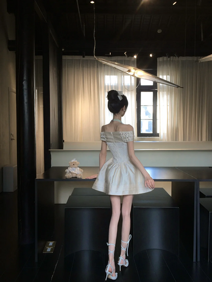 Champagne color one-shoulder slim waist A-line short skirt homecoming dress R5082