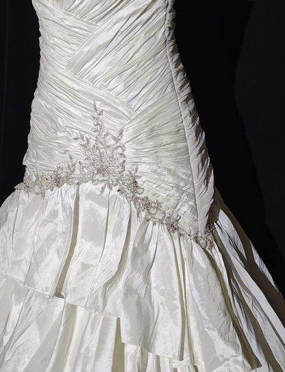 Elegant Strapless White Satin Beaded Pleated Layered Mermaid Long Prom Dress Birthday Party Dress D2370
