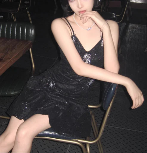 Sparkling Black Sequin Spaghetti Strap Design 16th Birthday Party Dress Homecoming Dress D1525