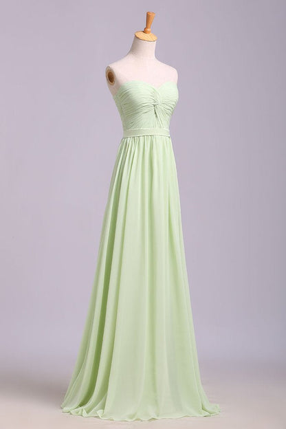 Simple Sweetheart Chiffon Prom Dress, Long Pleated Sleeveless Bridesmaid Dresses M1510