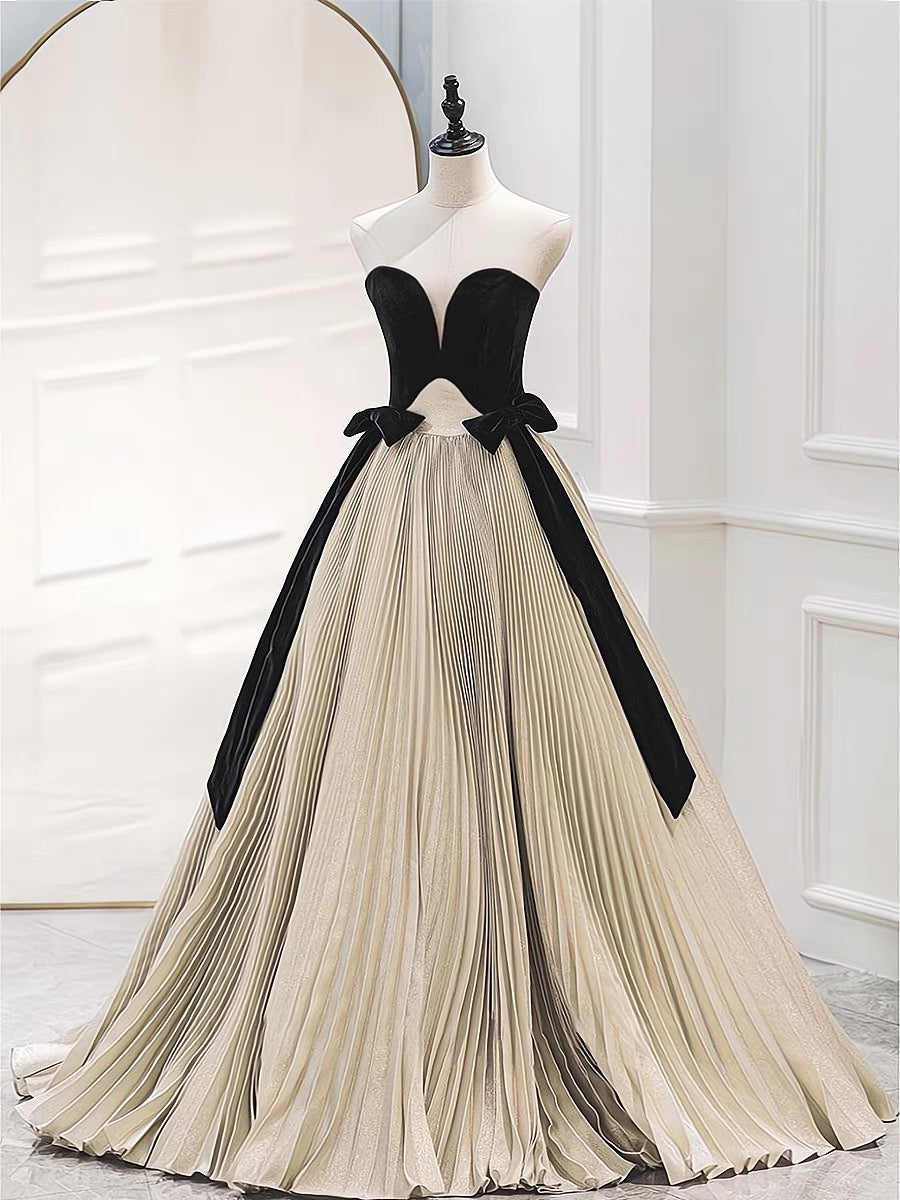 Pretty Ball Gown Strapless Tulle Layers Long Champagne Ruffles Prom Dresses Sweet 16 Dresses With Gloves C3220