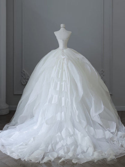 Unique Ball Gown Strapless Tulle White Long Wedding Dresses Brides Dress