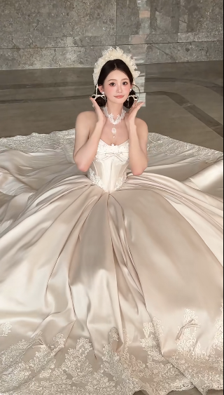 Gorgeous Ball Gown Strapless Satin Applique Long Wedding Dresses C3839
