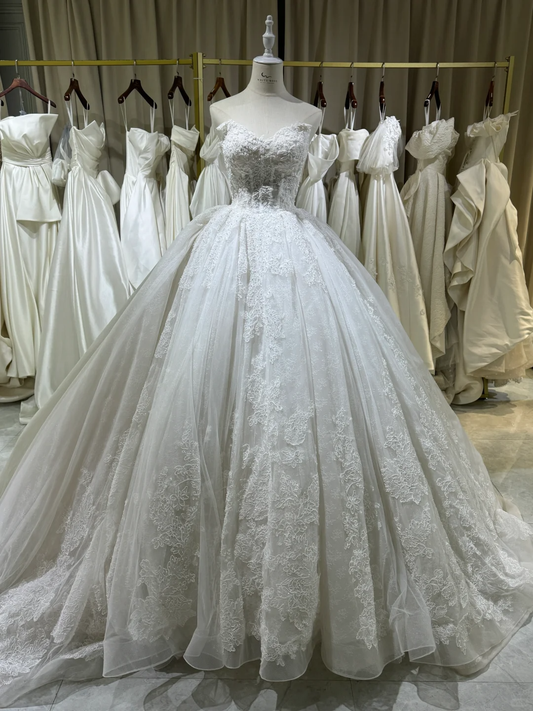 Princess Ball Gown Off The Shoulder White Tulle Lace Long Wedding Dresses C3897