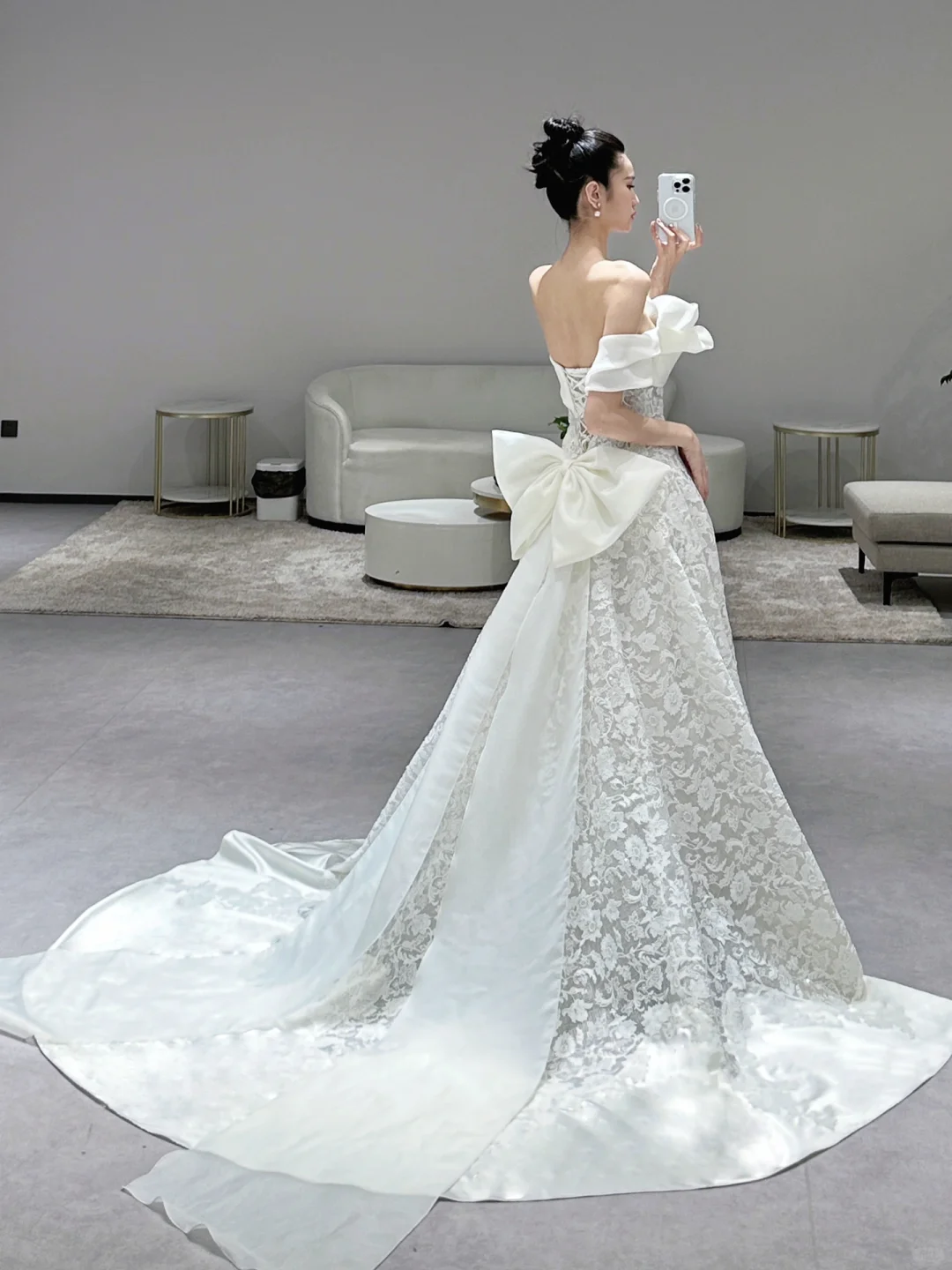 Dreamy Ball Gown Off The Shoulder Satin Tulle Lace Long Wedding Dresses C3972