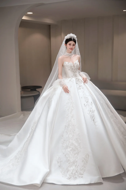 Dreamy Ball Gown Strapless Satin Applique With Veil Long Wedding Dresses C4037