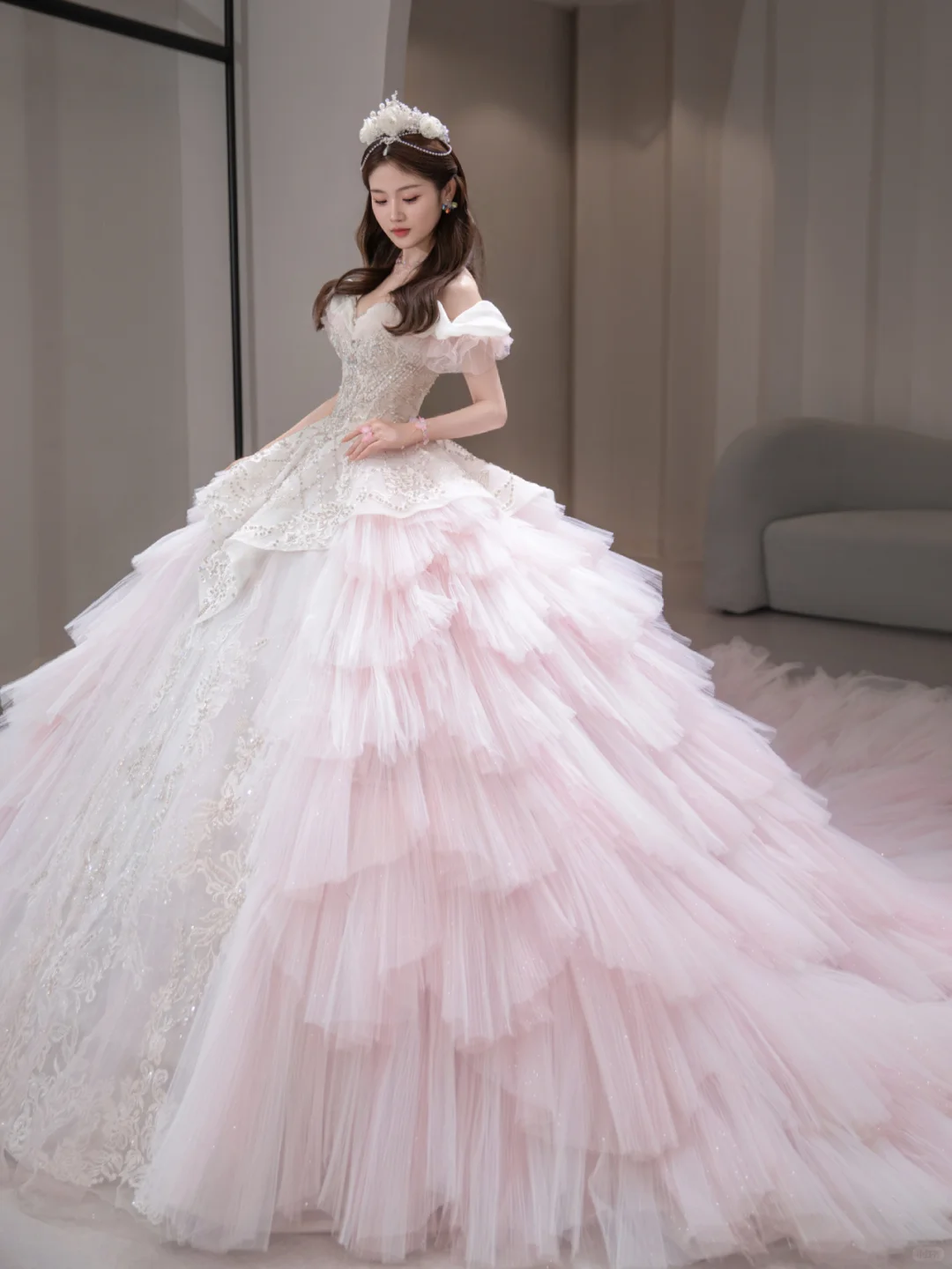 Unique Ball Gown Off The Shoulder Tulle Sqeuin Long Wedding Dresses C4092