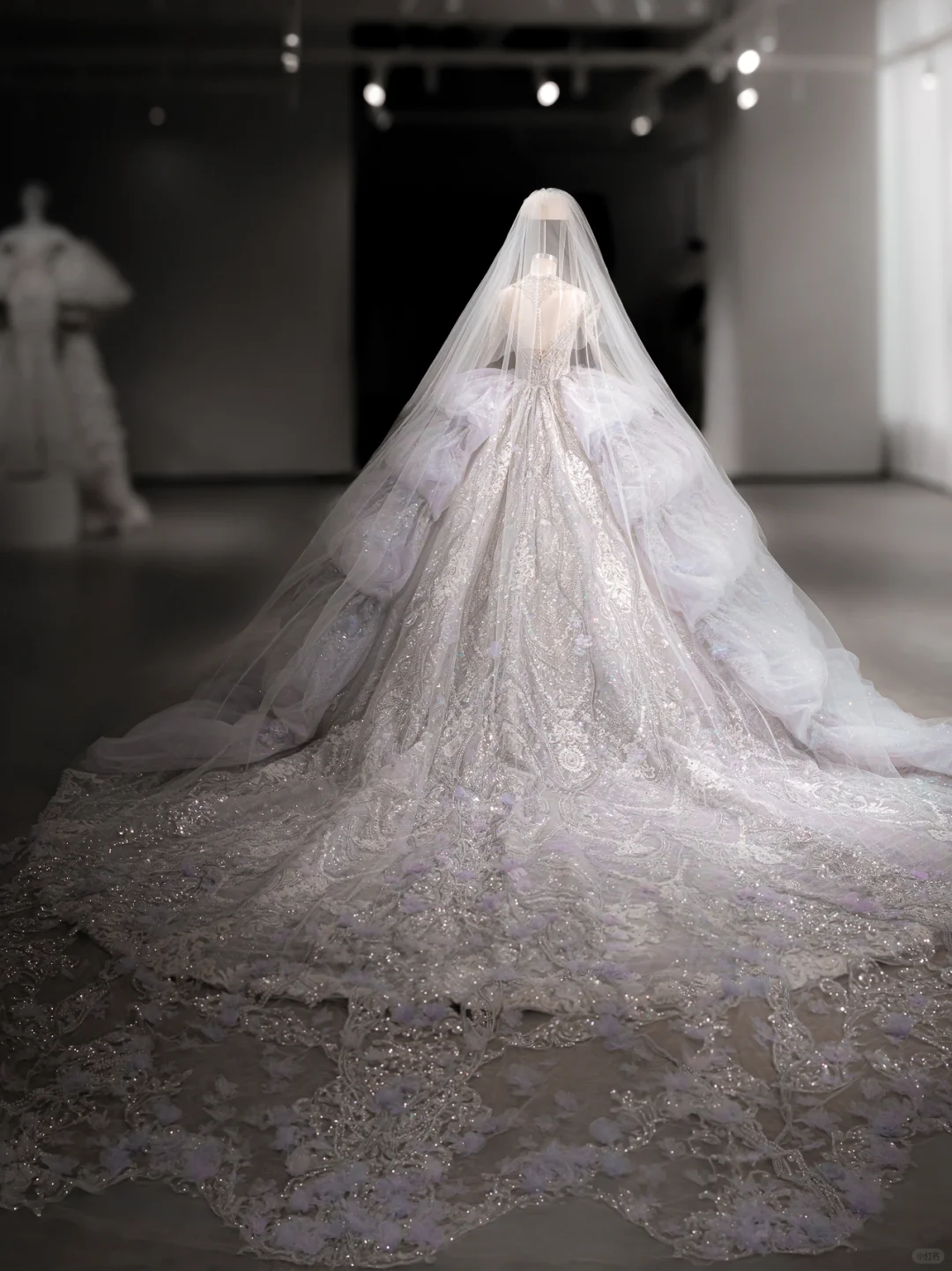 Luxurious Ball Gown Off The Shoulder Tulle Lace Sequin Beaded Long Sleeves Long Wedding Dresses C4121