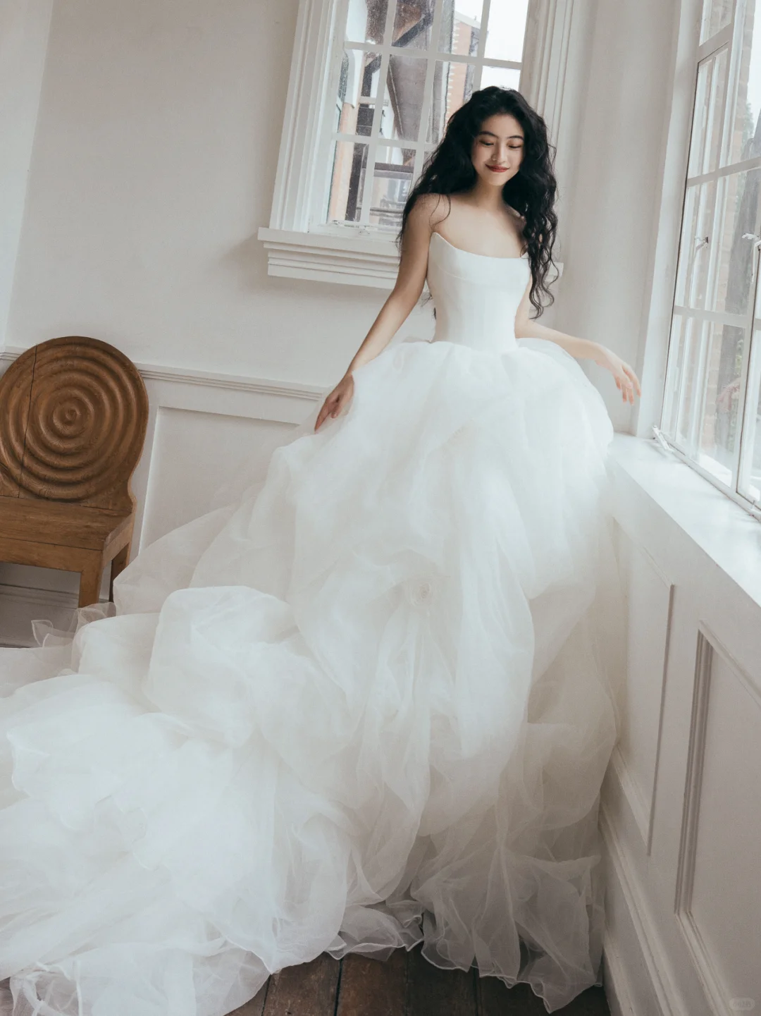 Dreamy Ball Gown Strapless Satin Tulle Long Wedding Dresses C4158
