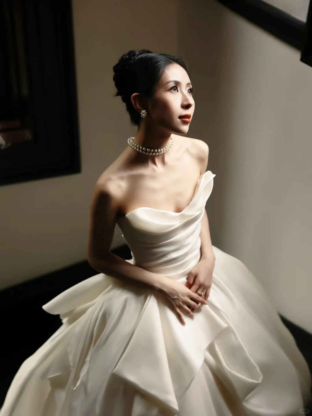 Elegant Ball Gown Strapless Satin Pleated Long Wedding Dresses C4164