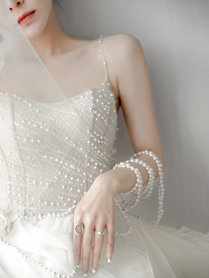 Pretty Ball Gown Spaghetti Straps Tulle Beaded Long Wedding Dresses C4173