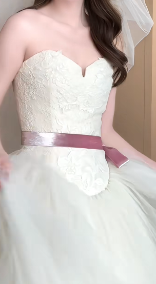 Elegant Ball Gown Strapless Satin Tulle With Veil Long Wedding Dresses C4236
