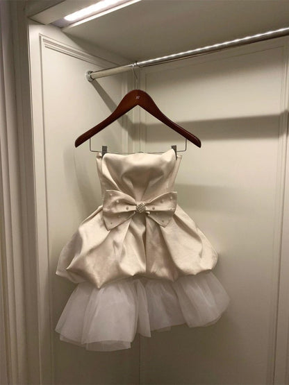 Cute Ball Gown Strapless White Satin Formal 8th Grade Homecoming Dresses Middle School Short Cocktail Gowns Graduation Dress Hoco Outfits DH2094