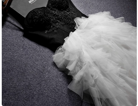 Fashion Black/Gray Long Ball Gown Tiered Tulle Evening Gown Modest Formal Dress Cute 18th Birthday Outfit DH2748