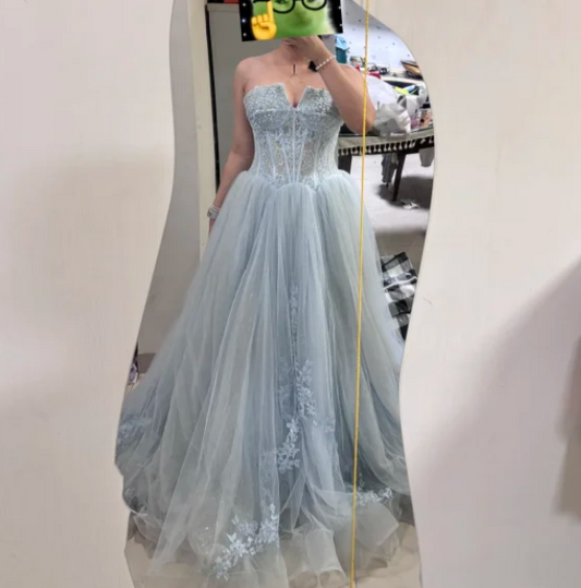 Cute Strapless A-Line Long Prom Dresses Tulle Evening Dresses Sleeveless Birthday Dresses DP04059