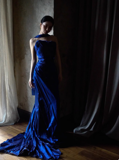 Elegant Strapless Sheath Blue Prom Dresses Satin Sleeveless Long Evening Dresses  DP04193