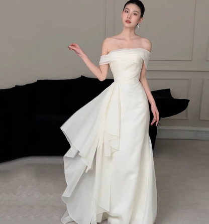Glam Off-shoulder Sheath Long Wedding Dresses Chiffon Light Champagne Bridal Gowns Short Sleeves Bridal Dresses DP04213