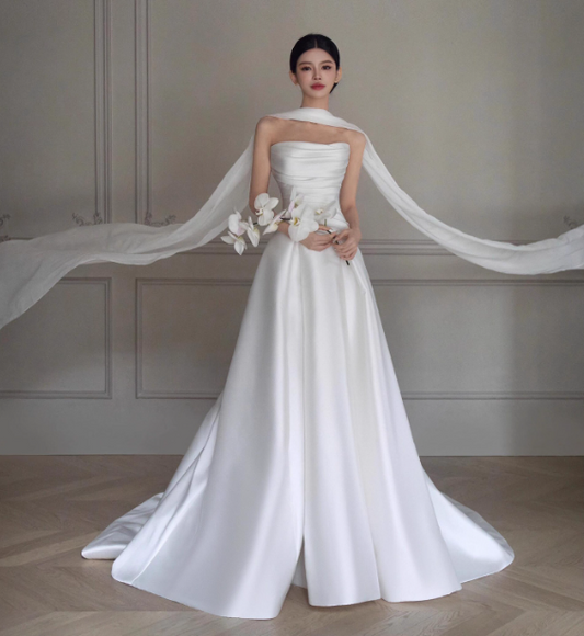 Glam Strapless A-Line Long Wedding Dresses Satin White Bridal Gowns Sleeveless Bridal Dresses DP04301