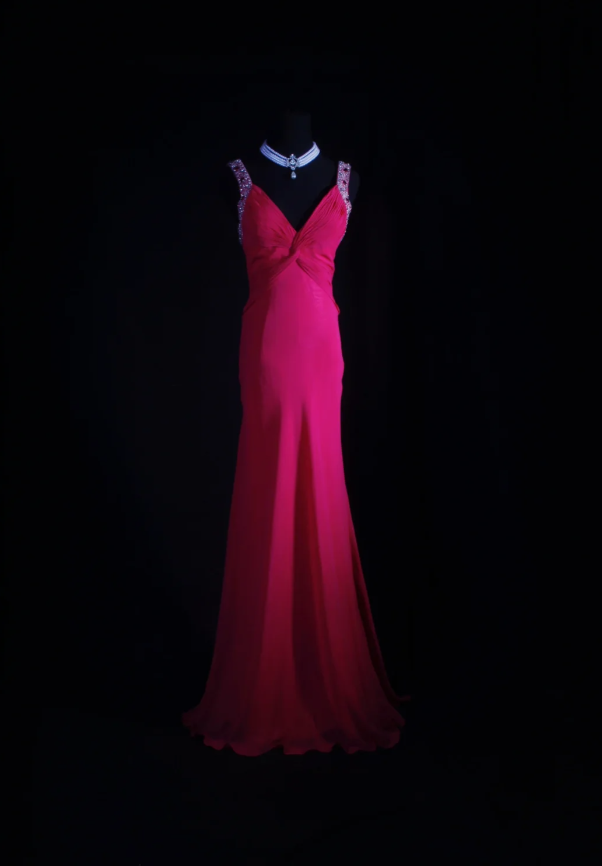 Fuchsia Sheath Long Prom Dresses Chic Chiffon V-neck Evening Dresses Sleeveless Formal Dresses DP04398
