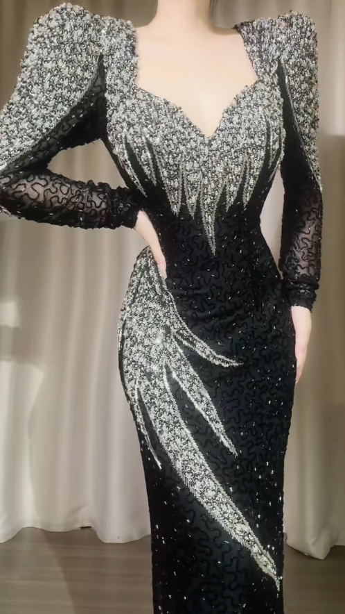 Glam Black Sheath Long Evening Dresses Velvet Beaded Long Sleeves Wedding Guest Dresses with Open Back DP04405