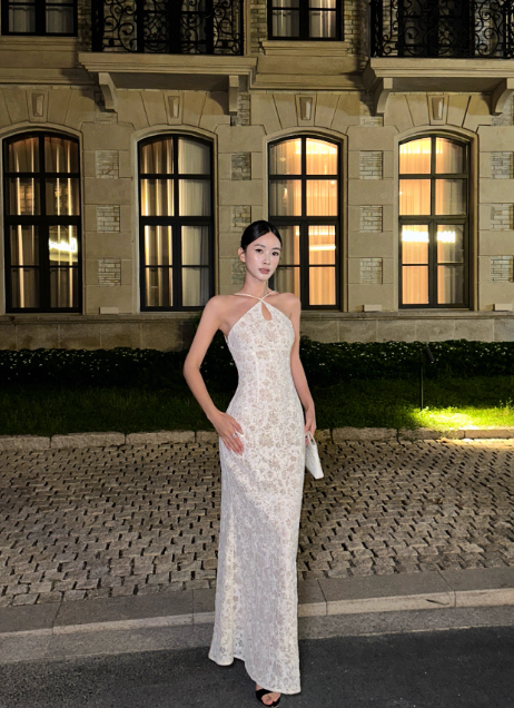 Fashion  White Sheath Long Prom Dresses Appliques Halter Christmas Dresses Sleeveless Evening Dresses DP04490
