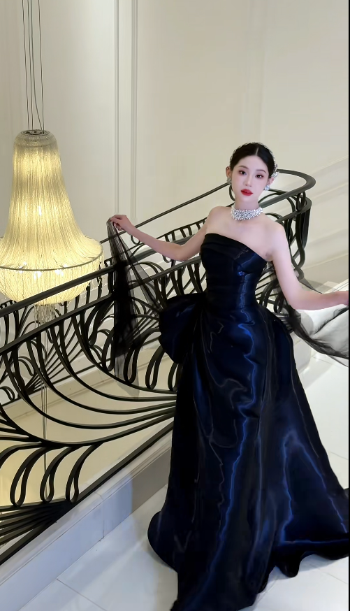 Elegant Strapless A-Line Long Prom Dresses Satin Navy Blue Evening Dresses DP04502
