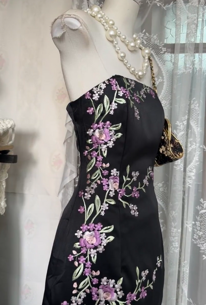Elegant Sheath Long Evening Dresses Embroidery Satin Sleeveless Black Mother of Bride Dresses DP04548