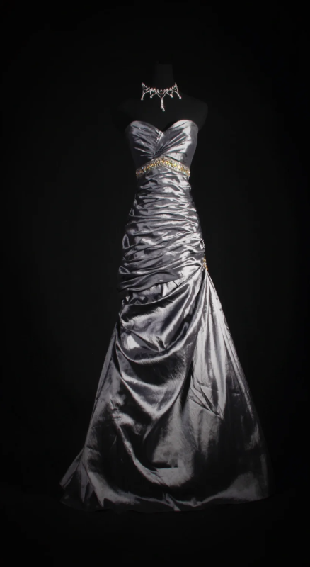 Elegant Sheath Evening Dresses Sweetheart Gray Long Prom Dresses Satin Sleeveless Brithday Dresses   DP04577