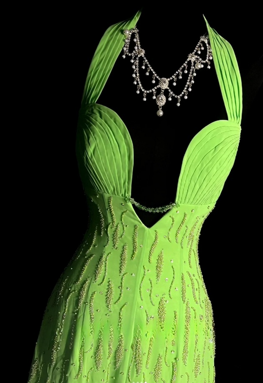 Elegant Green Long Prom Dresses Halter Sheath Evening Dresses Chiffon Beaded Sleeveless Birthday Dress DP04732