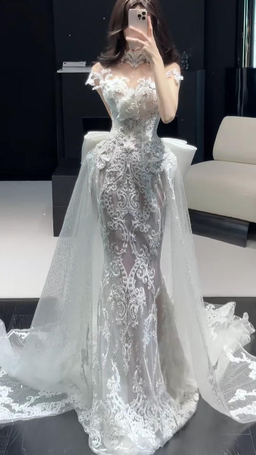 Gorgeous Mermaid White Long Wedding Dress Tulle Applique Bridal Dress Sleeveless Bridal Gown DP04870