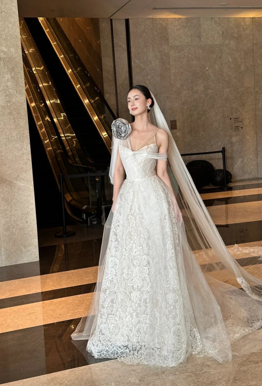 Elegant White Wedding Dress Lace V-Neck A-Line Bridal Dress Sleeveless Bridal Gown DP05249