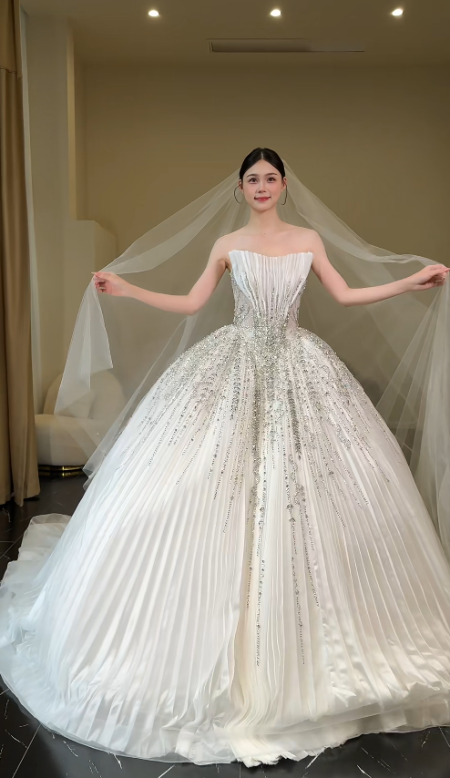Glamorous A-Line Long Wedding Dress Strapless Chiffon Bridal Dress  White Sleeveless Bridal Gown DP05327