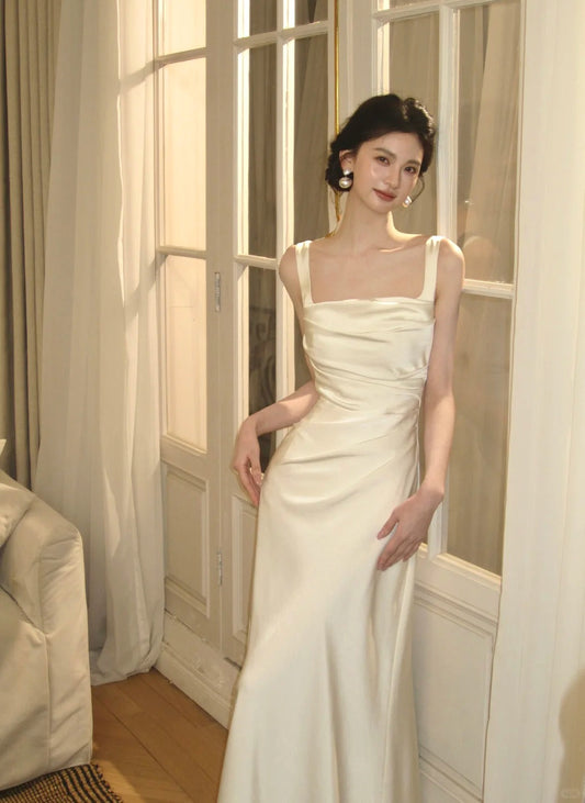 Elegant White Satin Long Evening Dress Spaghetti Straps Sheath Prom Dress Sleeveless Party Outfit DP05356