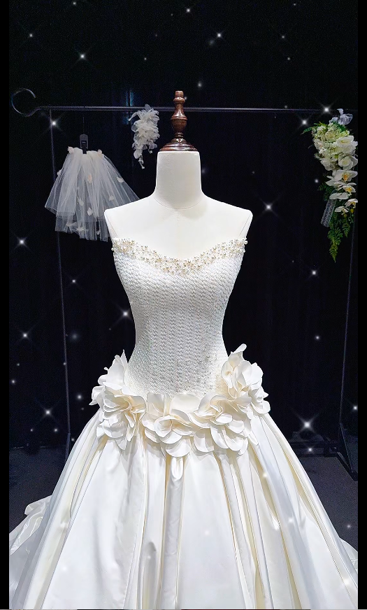 Elegant White Wedding Dress Strapless A-Line Bridal Dress Beaded Satin Bridal Gown DP05494